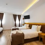 Отель Castillo Rojo 3*