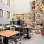 Castillo Rojo Стамбул
