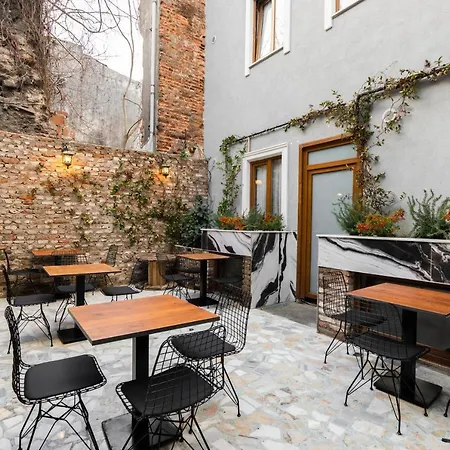 מלון Castillo Rojo 3*