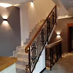 Castillo Rojo 3*